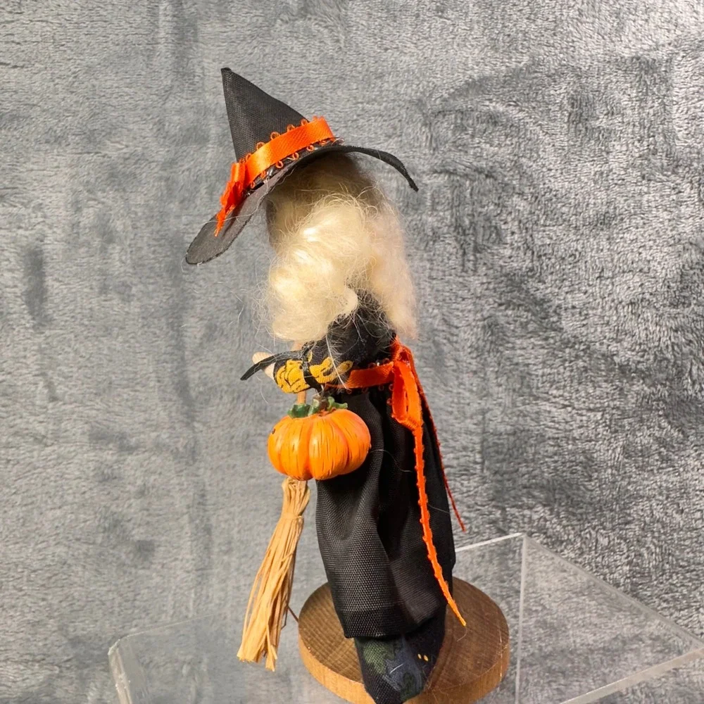 Handmade‎ Halloween Witch Doll on Wood Base Broom Pumpkin Signed Annette